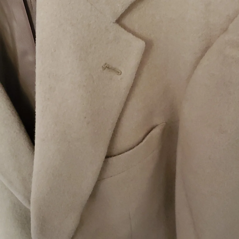 Brooks Brothers sport coat - Picture 7 of 8